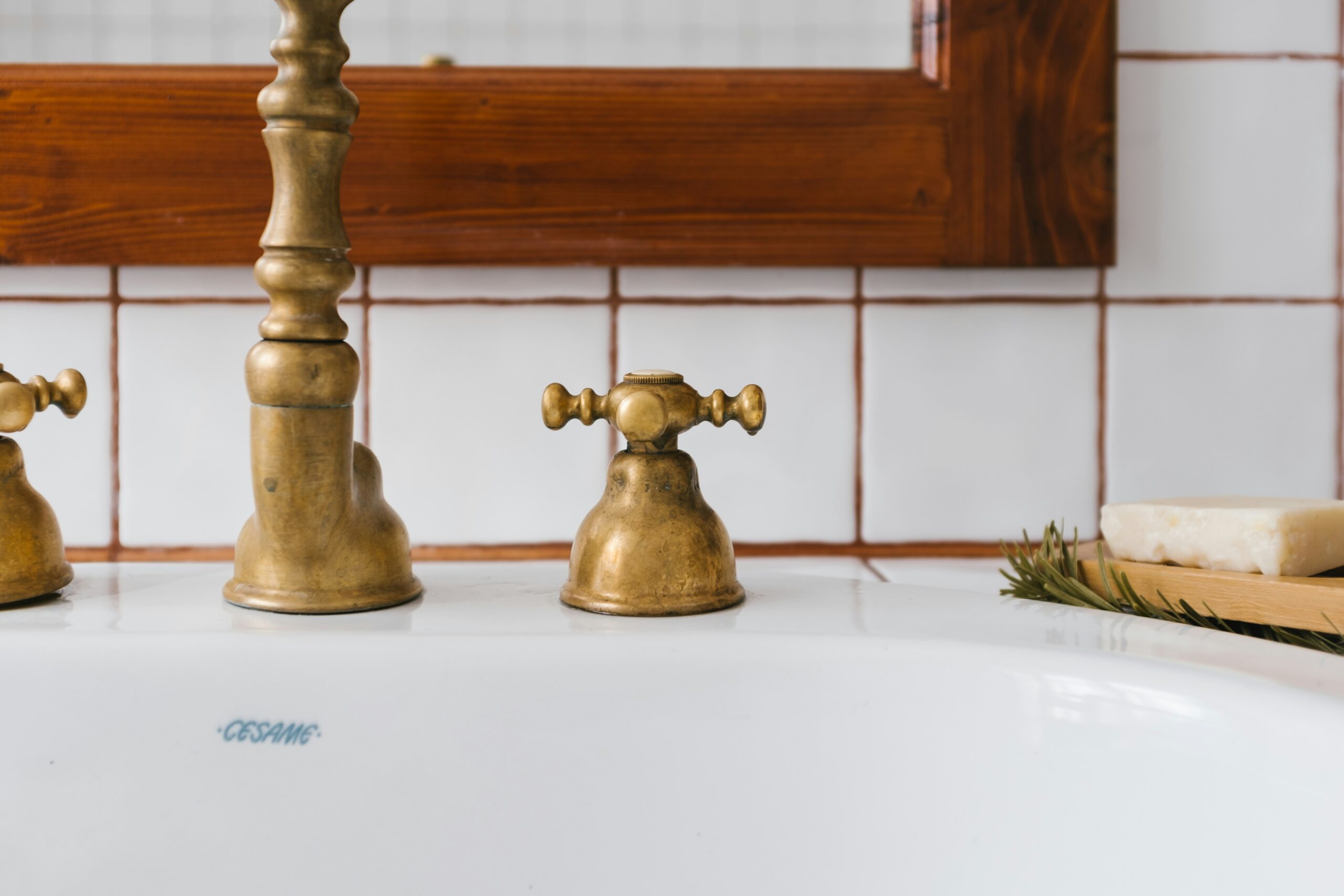 Elevate Your Space: Premium Bathroom Fittings and Decor in Delhi NCR